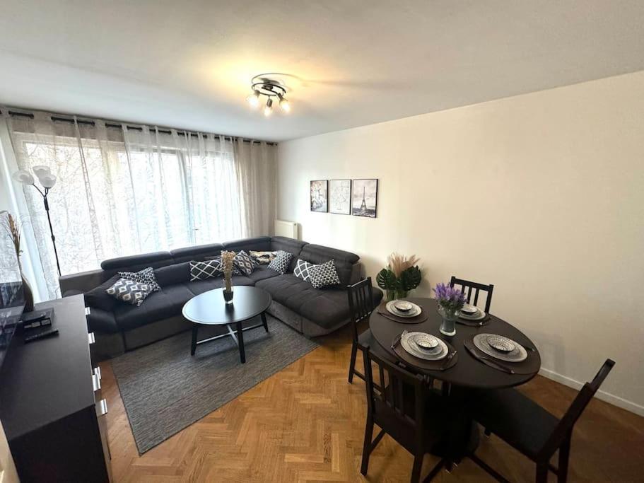 Asnières Charmant Appartement Aux Portes De Paris מראה חיצוני תמונה