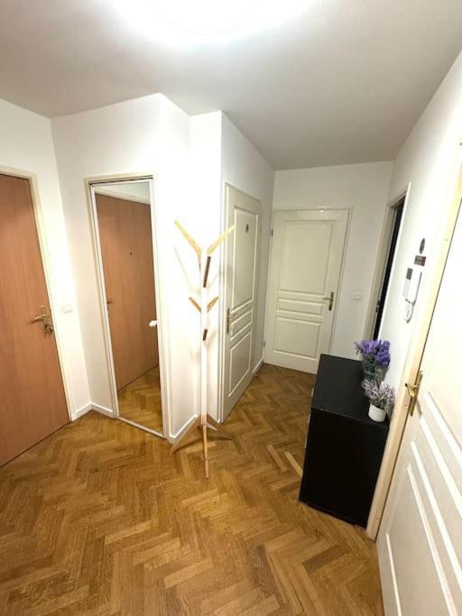 Asnières Charmant Appartement Aux Portes De Paris מראה חיצוני תמונה